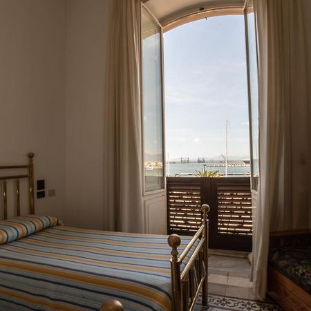 קליארי Hotel Aer Bj Vittoria מראה חיצוני תמונה