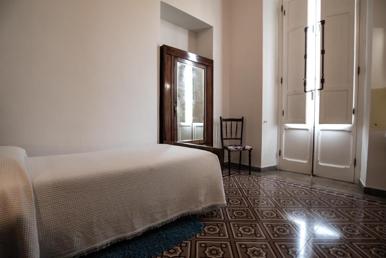 קליארי Hotel Aer Bj Vittoria מראה חיצוני תמונה