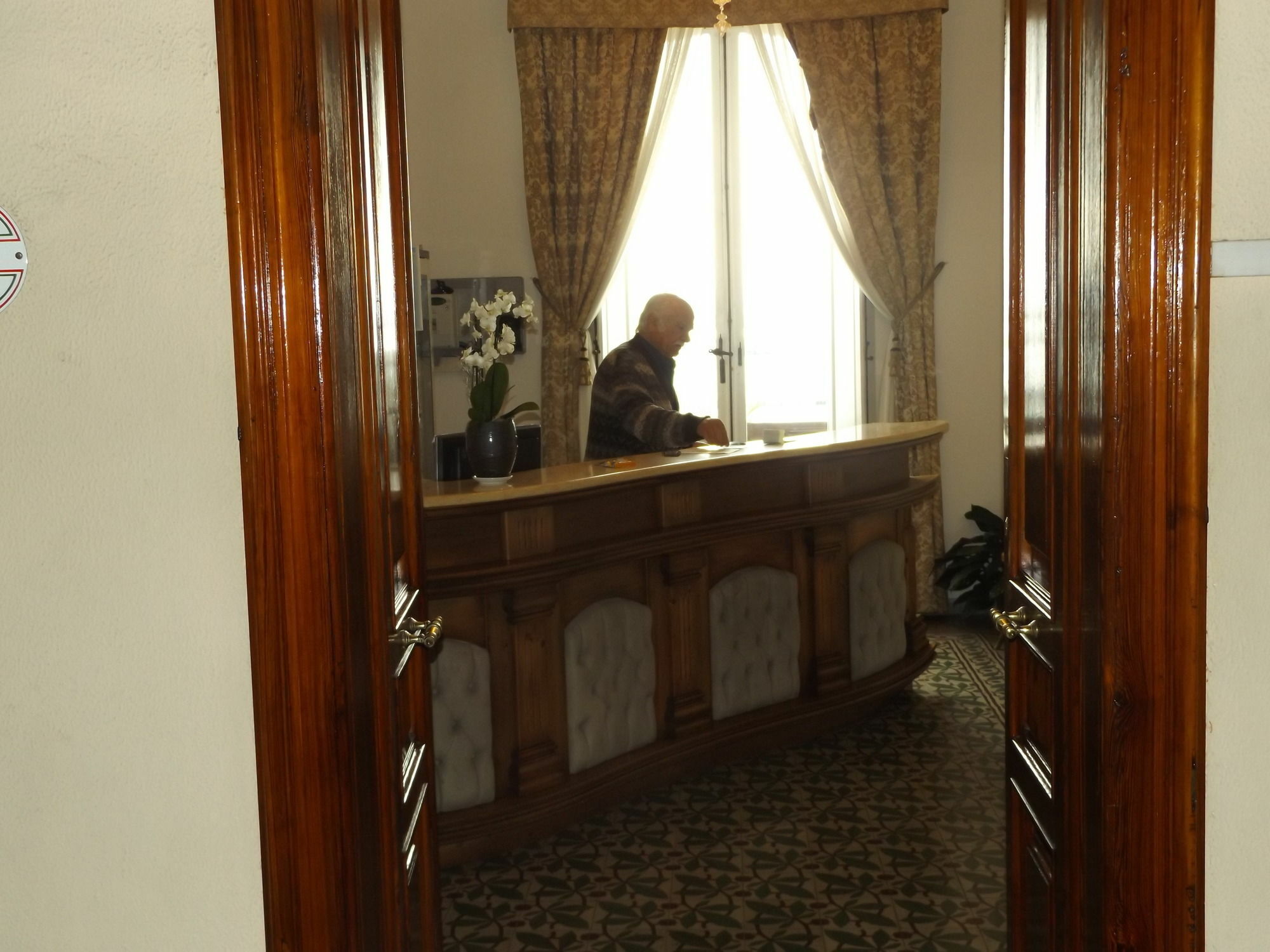 קליארי Hotel Aer Bj Vittoria מראה חיצוני תמונה